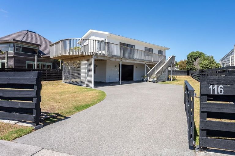 Photo of property in 116 Field Way, Waikanae Beach, Waikanae, 5036