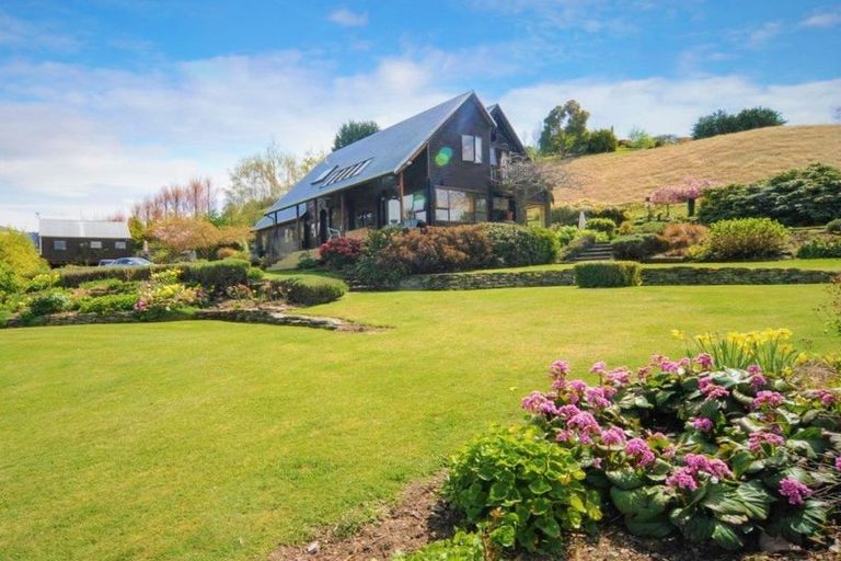 Photo of property in 58 Mountain View Road, Dalefield, Queenstown, 9371