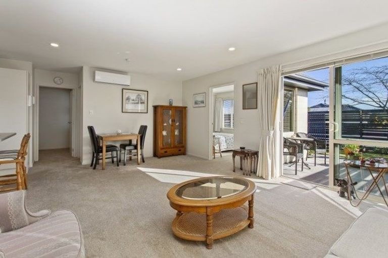 Photo of property in 4/24 Victoria Street, Rangiora, 7400