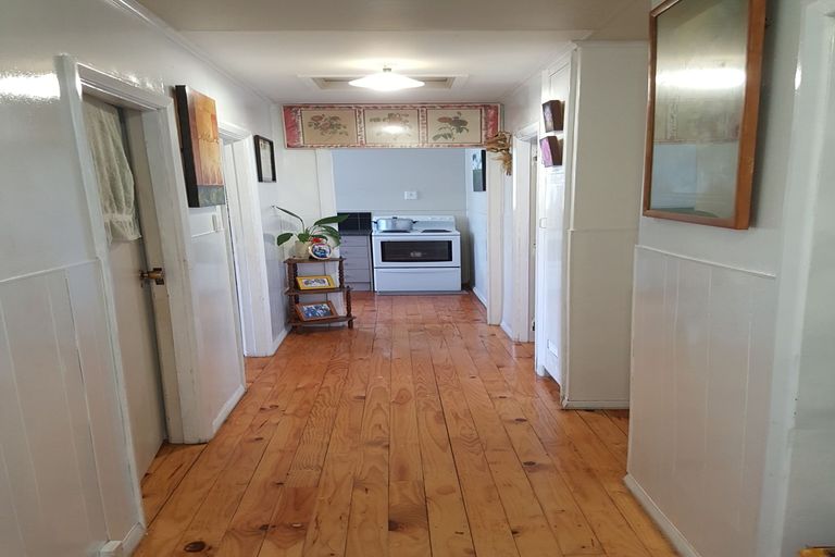 Photo of property in 26 Chingford Close, Mangere, Auckland, 2022
