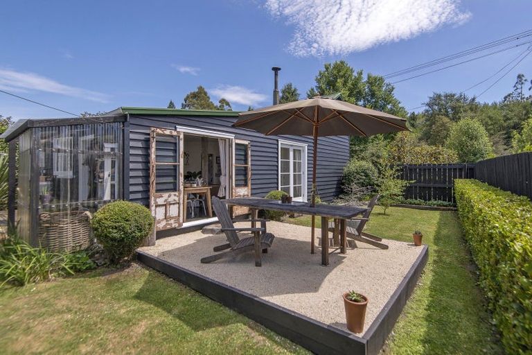 Photo of property in 6 Railway Terrace, Glentunnel, Coalgate, 7673