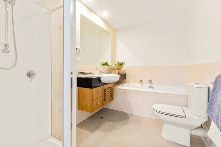 Photo of property in 105 Waterside Crescent, Gulf Harbour, Whangaparaoa, 0930