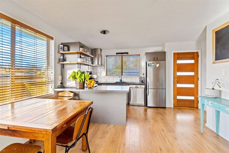 Photo of property in 59 Halswell Junction Road, Halswell, Christchurch, 8025