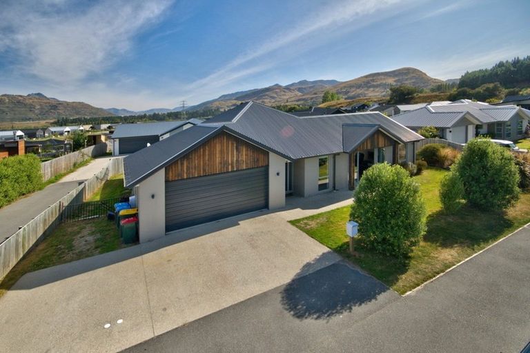 Photo of property in 36 Stalker Road, Lower Shotover, Queenstown, 9304