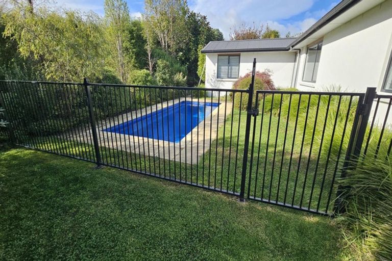 Photo of property in 37 Munro Road, Minden, Tauranga, 3179