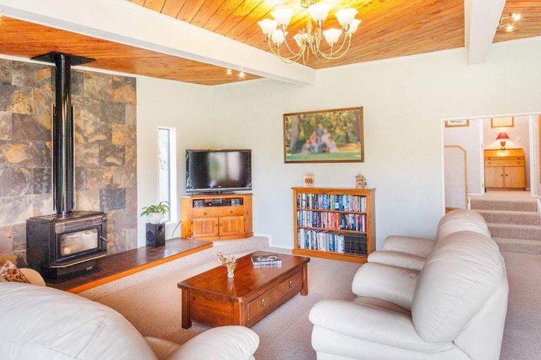 Photo of property in 69 Waterloo Crescent, Hokowhitu, Palmerston North, 4410