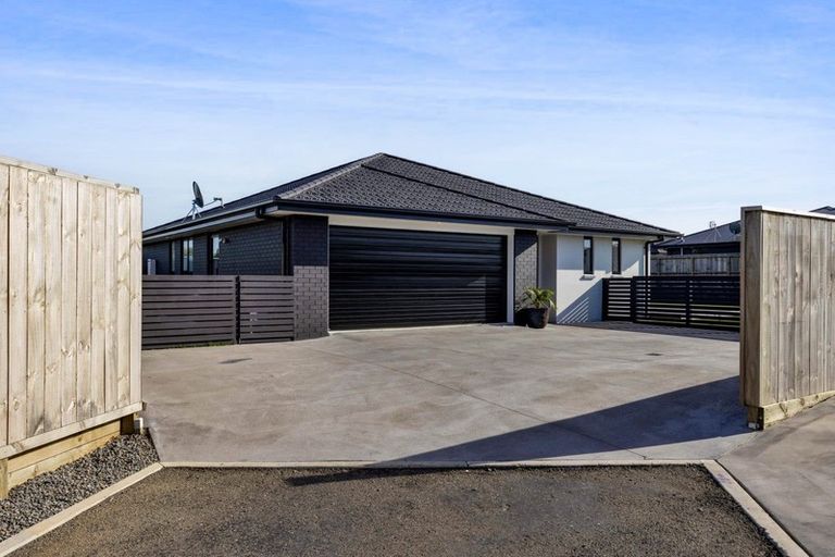 Photo of property in 27 Horoatua Street, Bell Block, New Plymouth, 4312