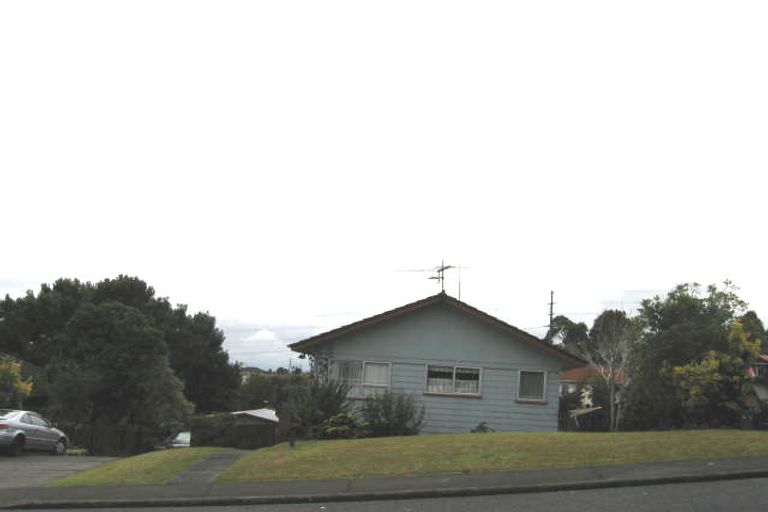 Photo of property in 9 Meadowood Drive, Unsworth Heights, Auckland, 0632