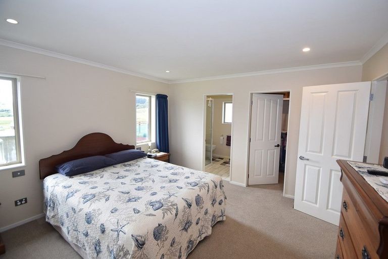 Photo of property in 66 Manu Drive, Kaiwaka, 0573