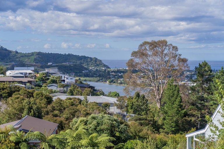 Photo of property in 58 Hinemoa Terrace, Tairua, 3508