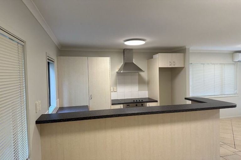 Photo of property in 20f Roseberry Avenue, Birkenhead, Auckland, 0626