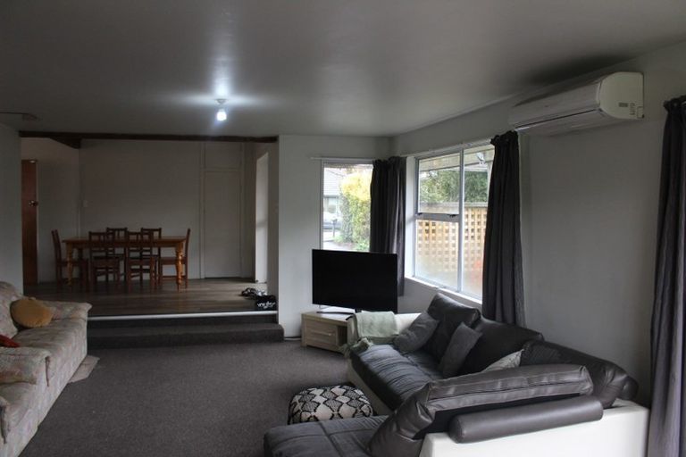 Photo of property in 2 Colman Avenue, Sockburn, Christchurch, 8042