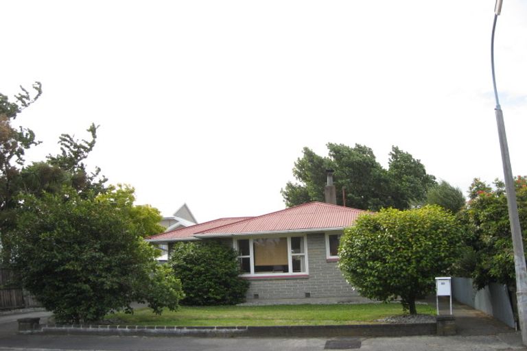 Photo of property in 20 Walsall Street, Addington, Christchurch, 8024