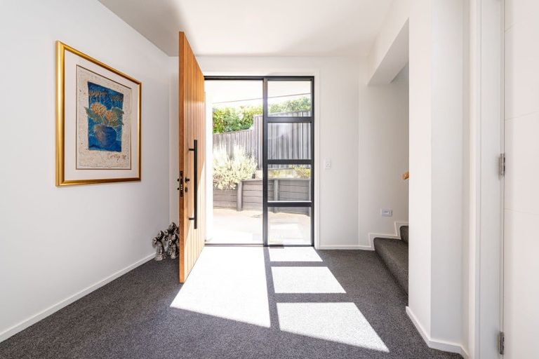 Photo of property in 18 Selkirk Street, Roslyn, Dunedin, 9010