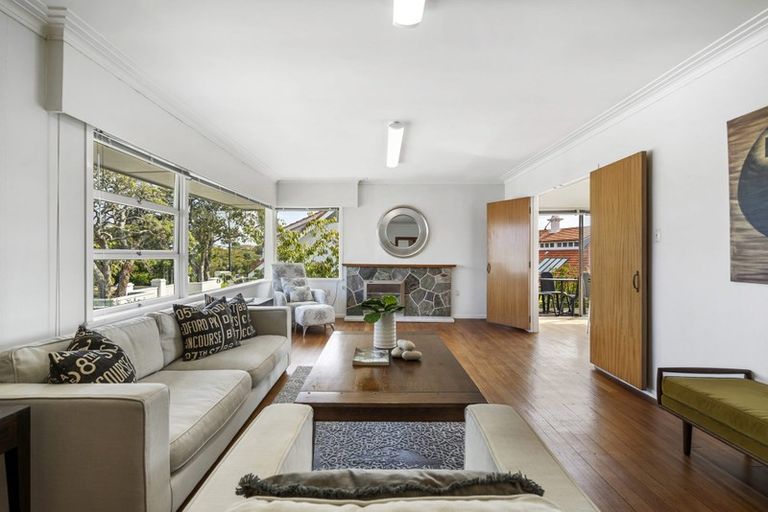 Photo of property in 216 Lake Road, Hauraki, Auckland, 0622