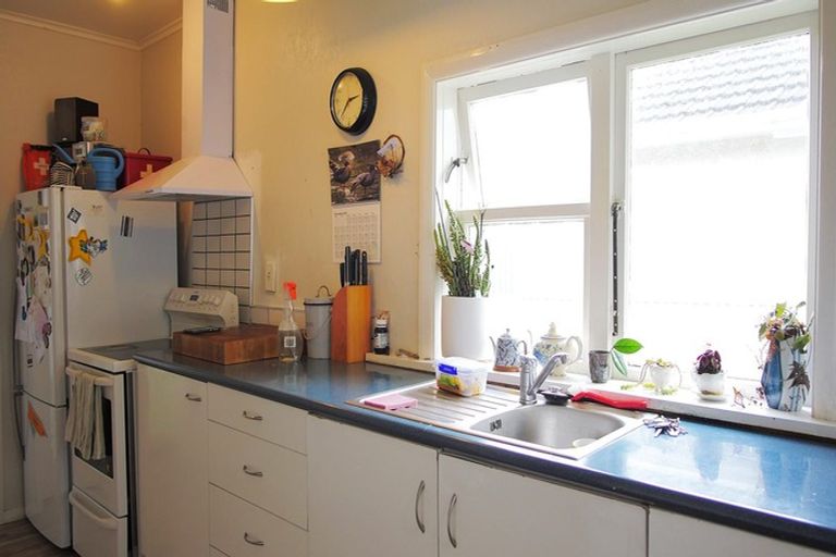 Photo of property in 7 Bristol Crescent, Roslyn, Palmerston North, 4414