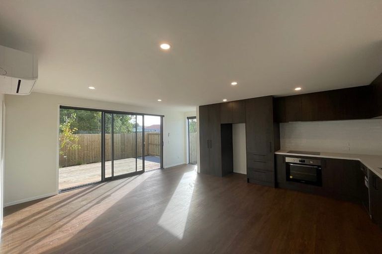 Photo of property in 1/8b Huia Street, Riccarton, Christchurch, 8041