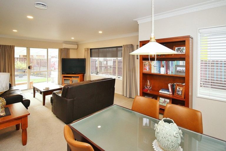 Photo of property in 2/262 Bank Street, Te Awamutu, 3800