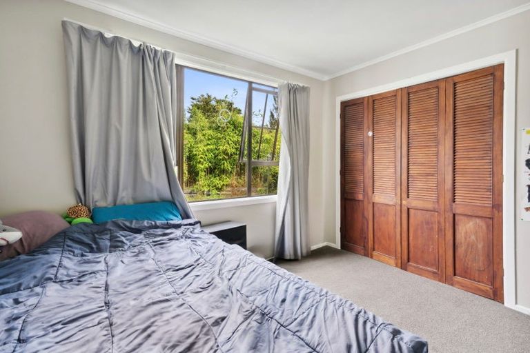 Photo of property in 414 Stokes Valley Road, Stokes Valley, Lower Hutt, 5019