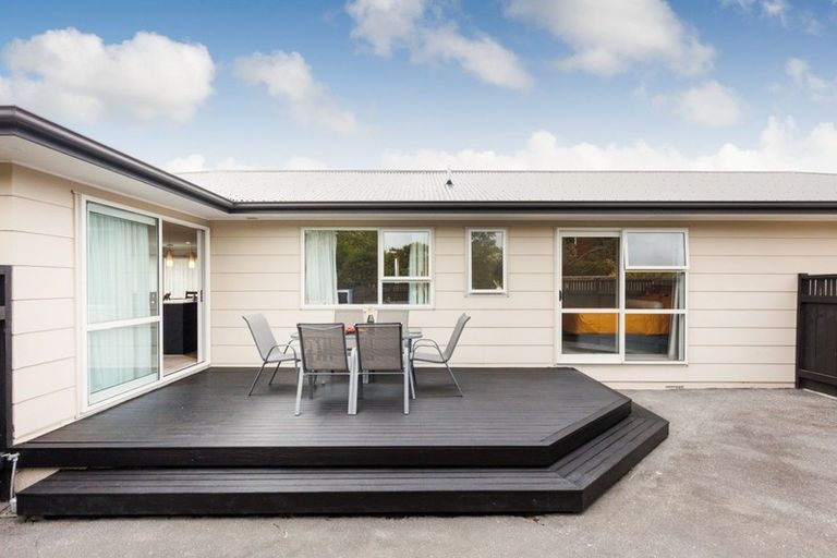 Photo of property in 4 Ruamahanga Crescent, Terrace End, Palmerston North, 4410