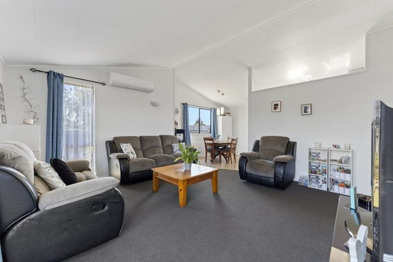 Photo of property in 46 Seaforth Avenue, Milson, Palmerston North, 4414