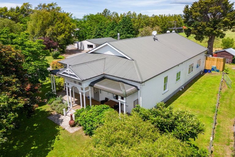 Photo of property in 2566 State Highway 2, Ahikouka, Greytown, 5794