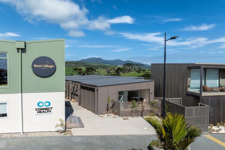 Photo of property in 9 Pekapeka Street, Raglan, 3225