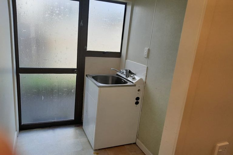 Photo of property in 17 Third Avenue, Avenues, Whangarei, 0110