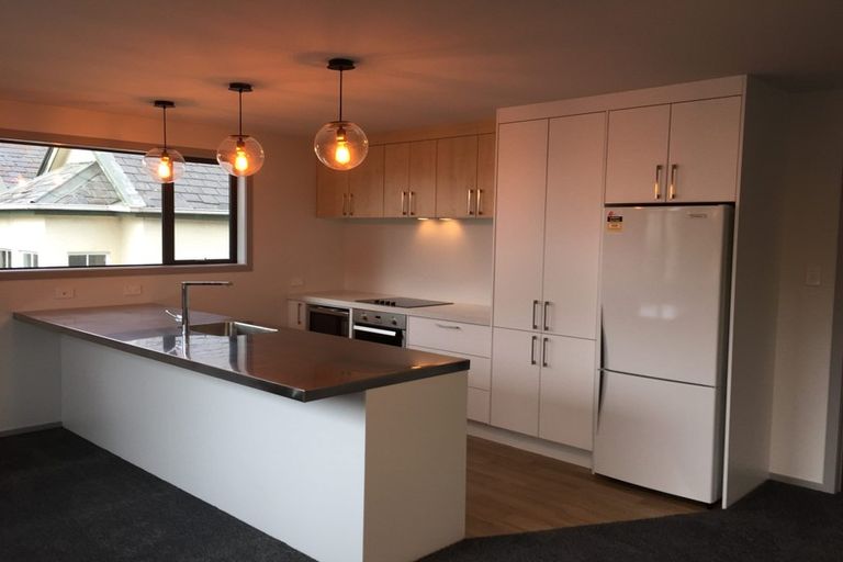 Photo of property in 76a Duncan Street, Dunedin Central, Dunedin, 9016