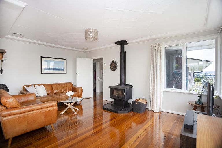 Photo of property in 12 Selwyn Street, South Hill, Oamaru, 9400