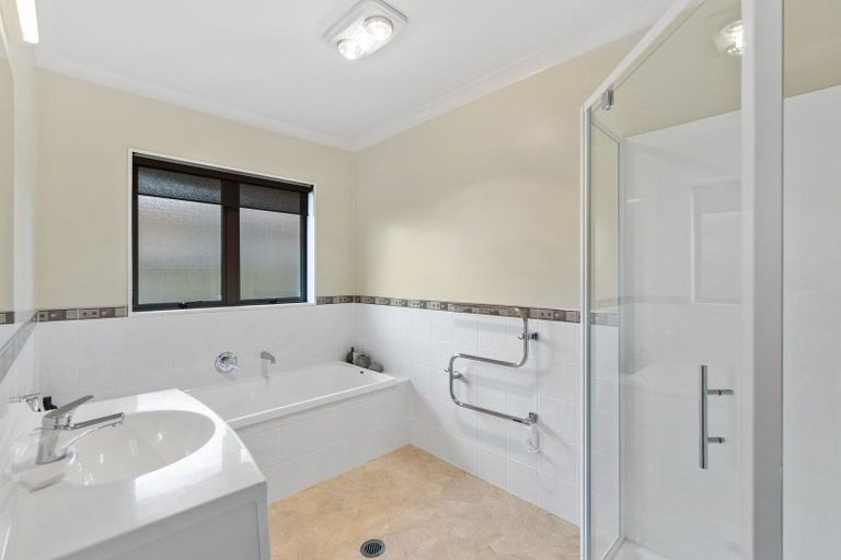 Photo of property in 34a Trafalgar Street, Levin, 5510