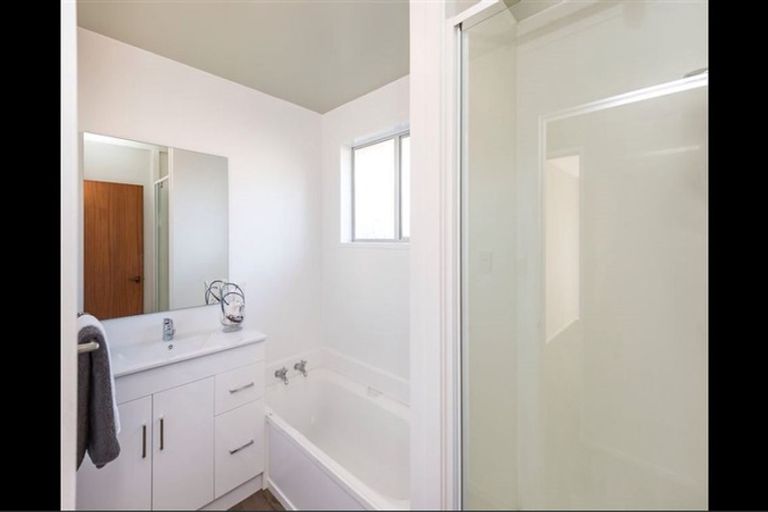 Photo of property in 1/4 Ell Place, Halswell, Christchurch, 8025