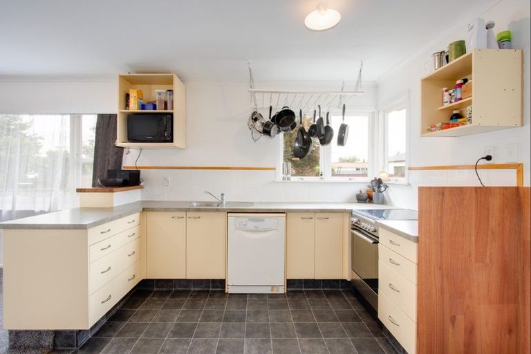 Photo of property in 41 Flaxmere Avenue, Flaxmere, Hastings, 4120