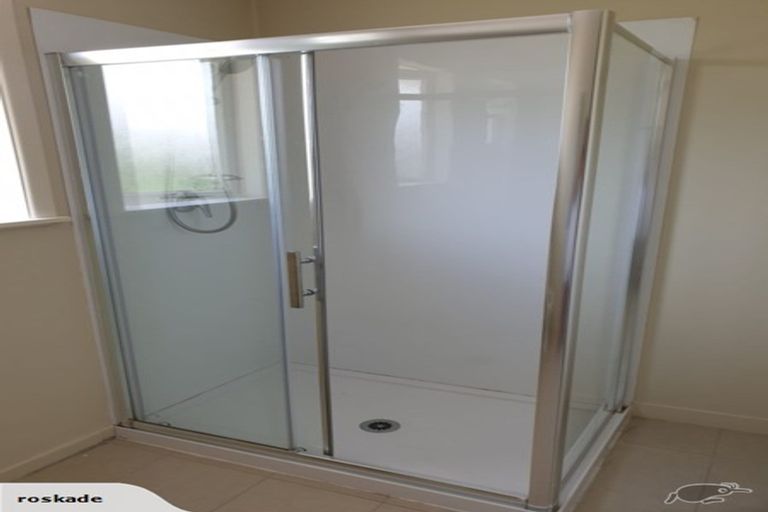 Photo of property in 8 Eastburn Street, Papakura, 2110