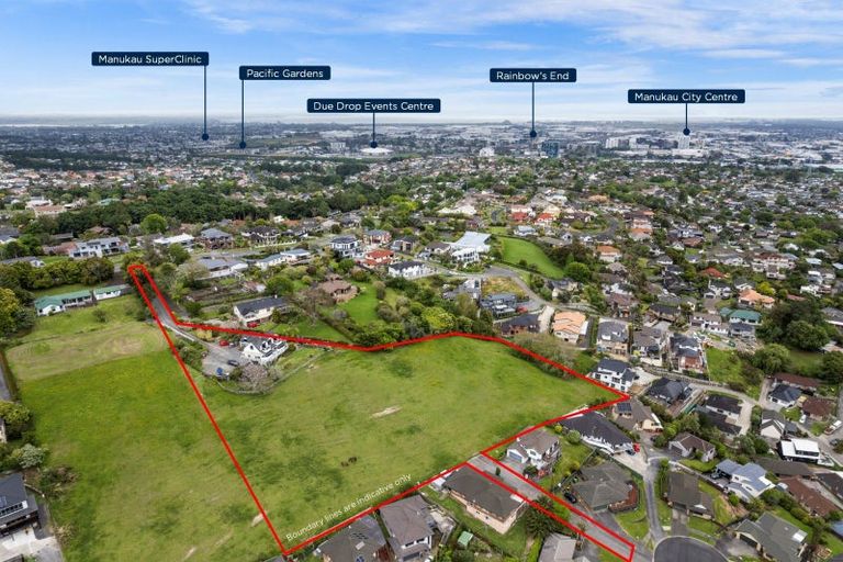 Photo of property in 126 Redoubt Road, Goodwood Heights, Auckland, 2105