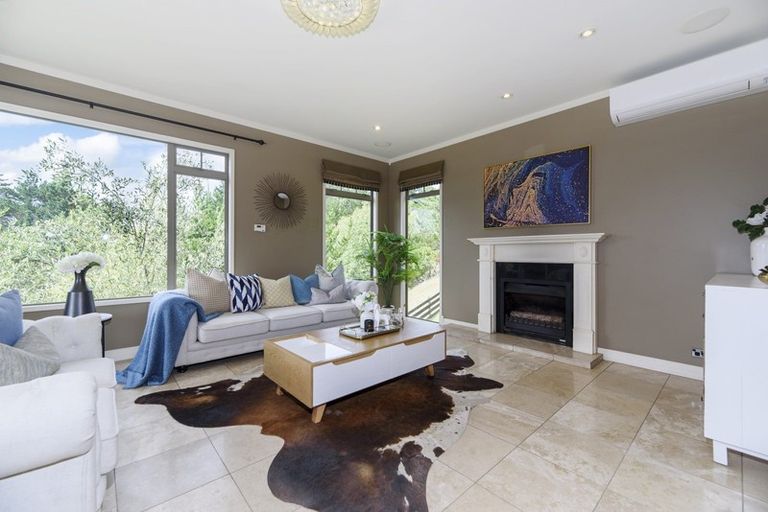 Photo of property in 21 Messenger Road, Stillwater, Silverdale, 0993