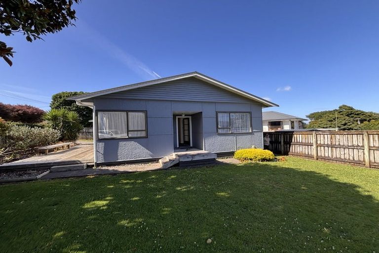 Photo of property in 6a Solway Terrace, Bell Block, New Plymouth, 4312