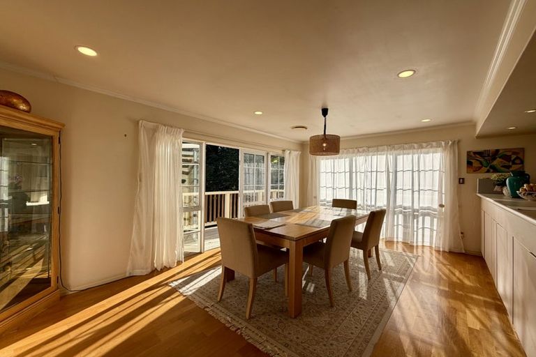 Photo of property in 34 Hythe Terrace, Mairangi Bay, Auckland, 0630