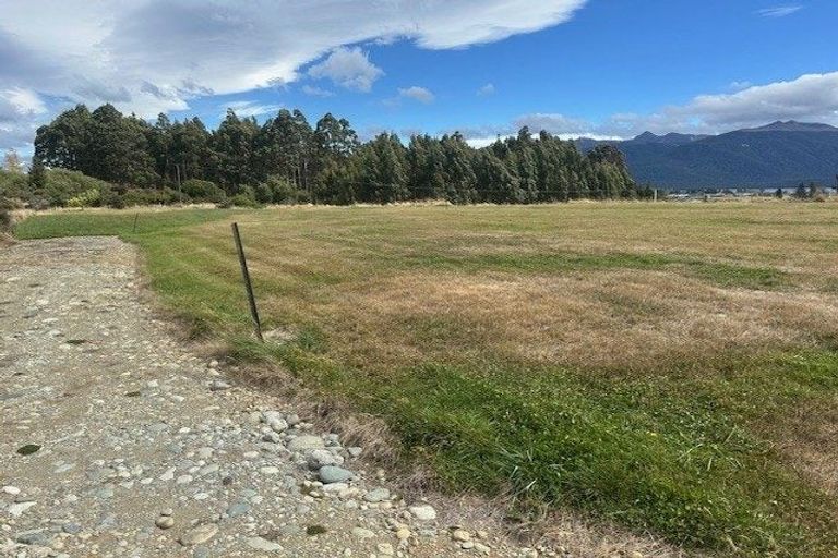 Photo of property in 16 Point Burn Lane, Te Anau, 9679