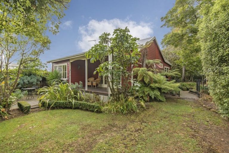 Photo of property in 21 Bay View Road, Moncks Bay, Christchurch, 8081