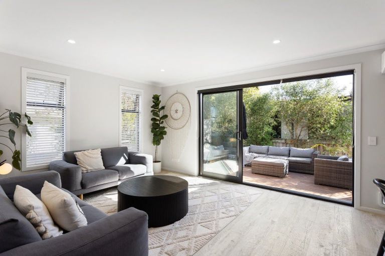 Photo of property in 5 Ernie Way, Mount Maunganui, 3116