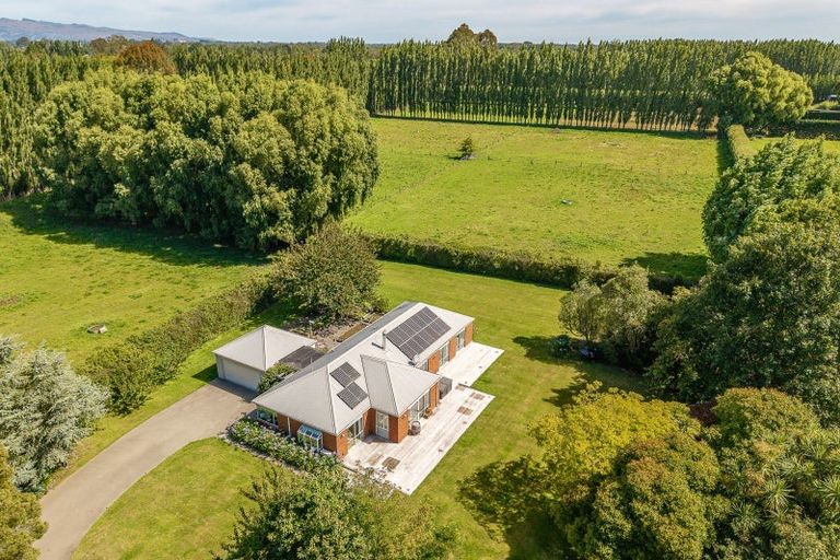 Photo of property in 533 Johns Road, Harewood, Christchurch, 8051