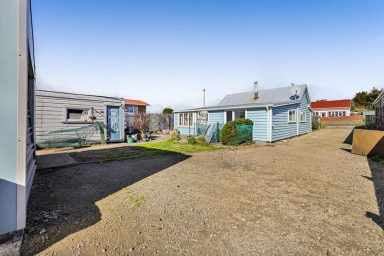 Photo of property in 12 Norfolk Street, Patea, 4520