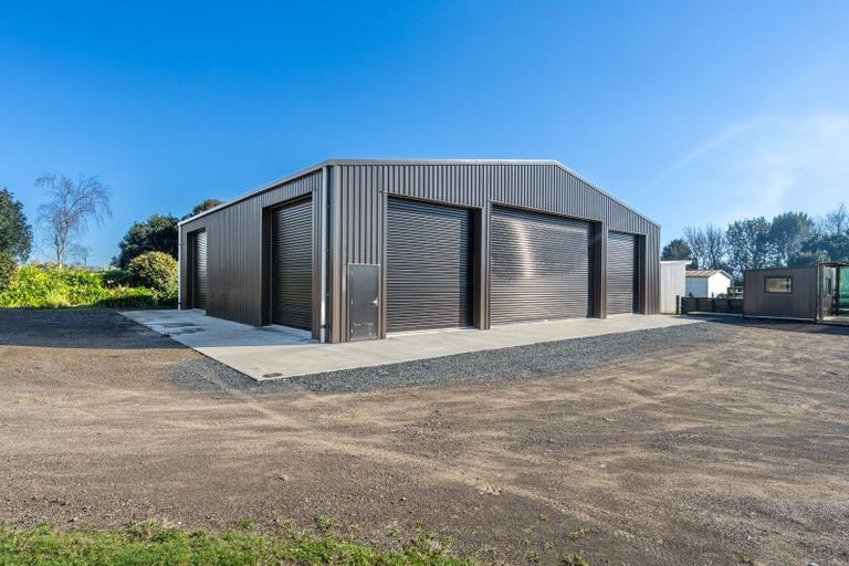 Photo of property in 1 Tourist Road, Clevedon, 2582
