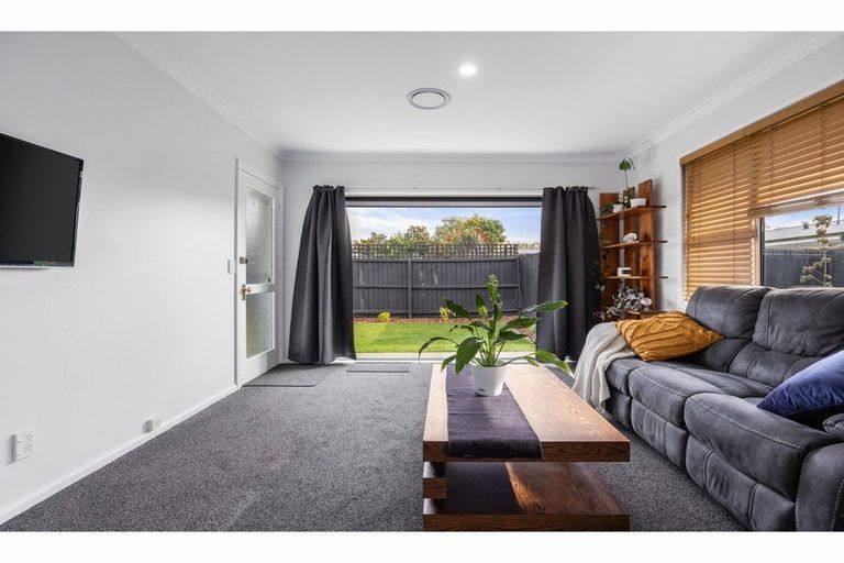 Photo of property in 2/95 Cheyenne Street, Sockburn, Christchurch, 8042