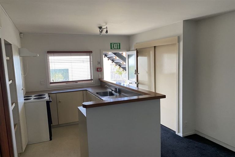 Photo of property in 1/136 Holly Road, St Albans, Christchurch, 8014