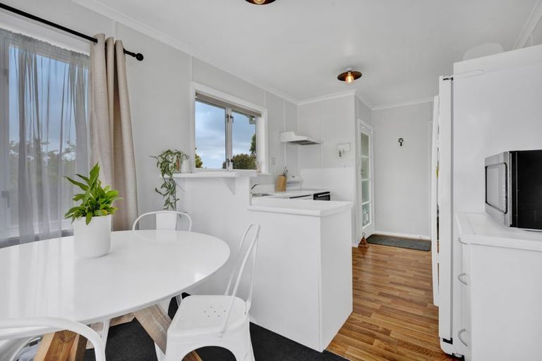 Photo of property in 37 Antonio Street, Stratford, 4332