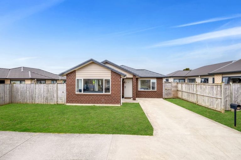 Photo of property in 28 Rainsford Road, Pukekohe, 2120