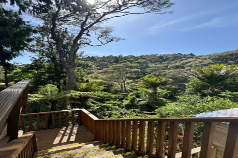 Photo of property in 277 Konini Road, Titirangi, Auckland, 0604