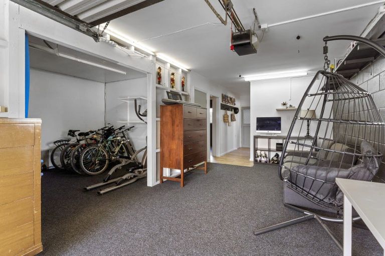 Photo of property in 67 Queens Road, Waikanae Beach, Waikanae, 5036